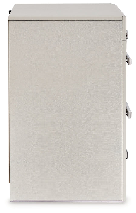 Zyniden Queen Upholstered Panel Headboard with Mirrored Dresser and Nightstand