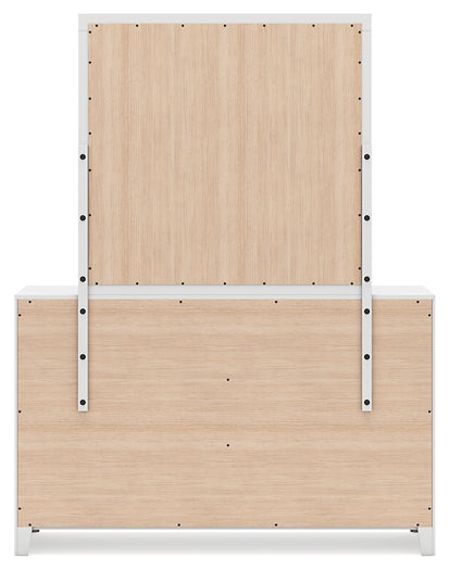 Binterglen Queen Panel Bed with Mirrored Dresser and Chest