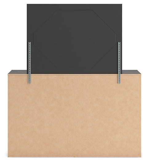 Hollivern King Panel Bed with Mirrored Dresser, Chest and Nightstand