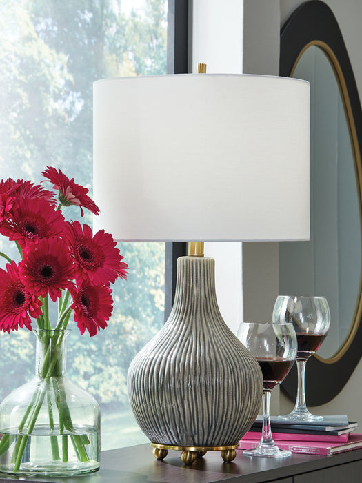 Ashley Express - Judlen Ceramic Table Lamp (1/CN)