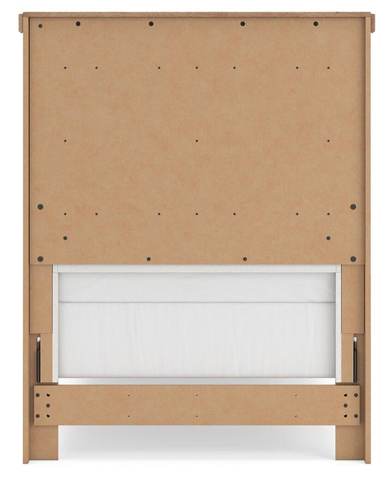 Savonport Twin Panel Bed, Dresser and Mirror